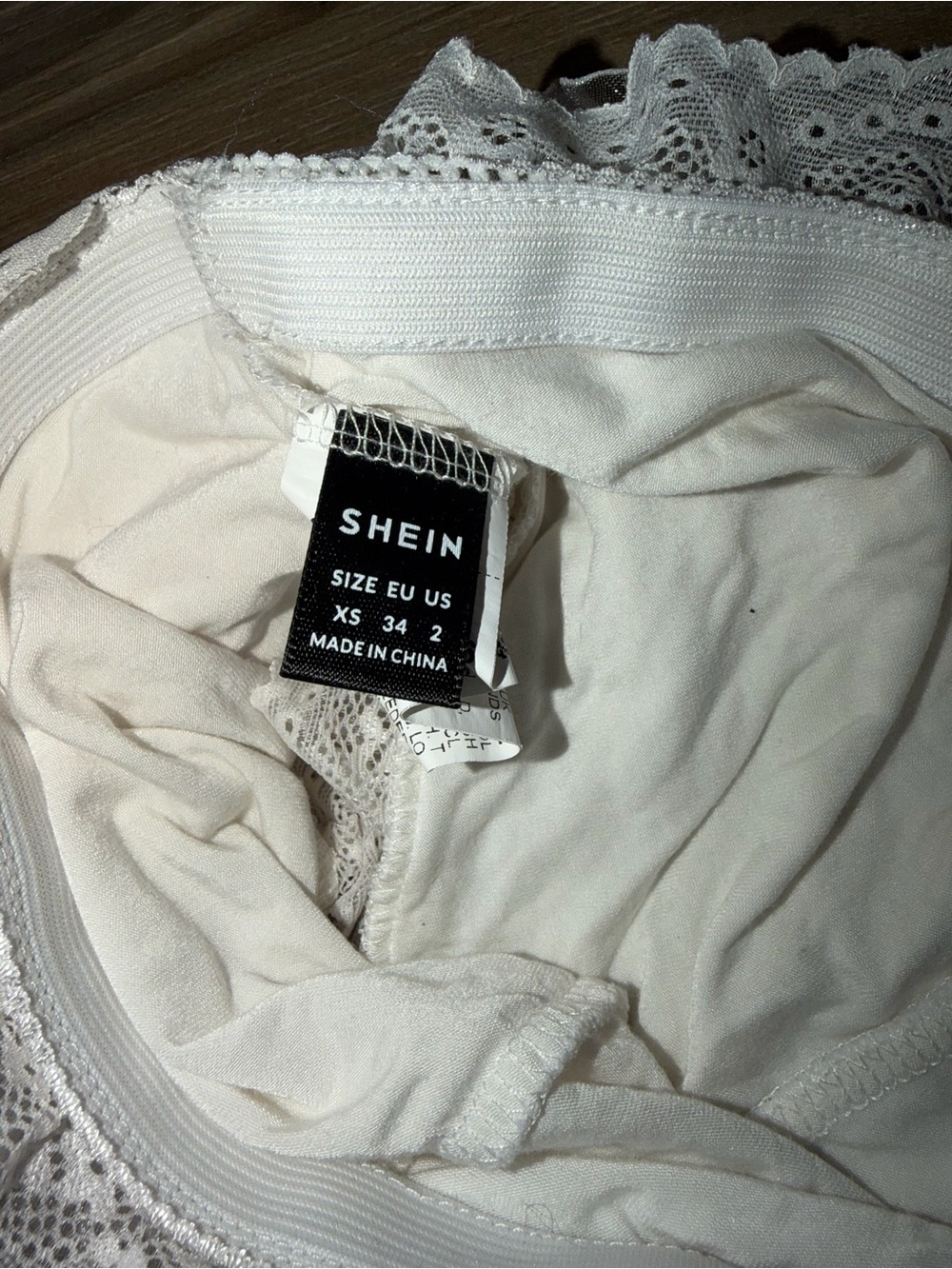 SHEIN White Ruffled Lace High-Waist Briefs - Picture 4 of 4